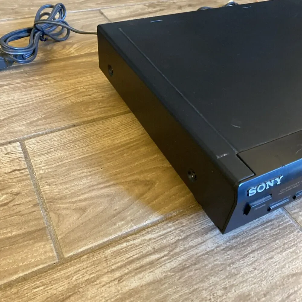 Vintage Sony ST-JX661 Stereo Synthesizer AM/FM Quartz Digital Home Tuner Radio